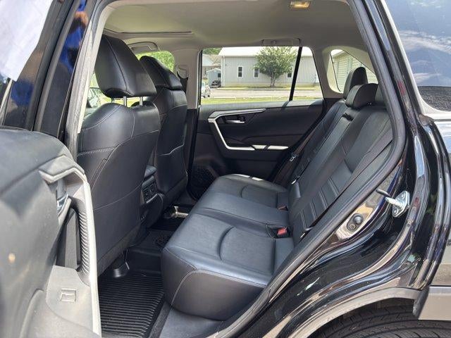 2020 Toyota RAV4 XLE Premium AWD (Natl)