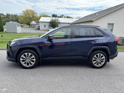 2020 Toyota RAV4 XLE Premium AWD (Natl)