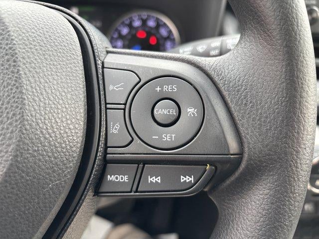 2019 Toyota RAV4 Hybrid LE AWD (Natl)