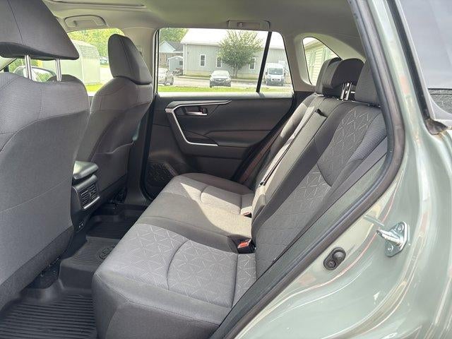 2020 Toyota RAV4 XLE AWD (Natl)