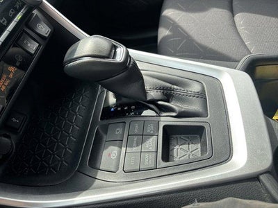 2020 Toyota RAV4 XLE AWD (Natl)