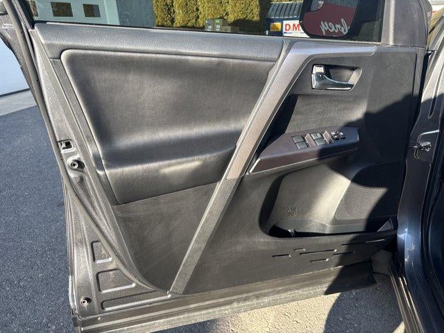 2017 Toyota RAV4 Hybrid LE Plus AWD (Natl)