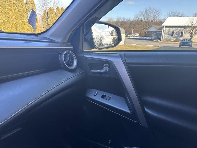 2017 Toyota RAV4 Hybrid LE Plus AWD (Natl)