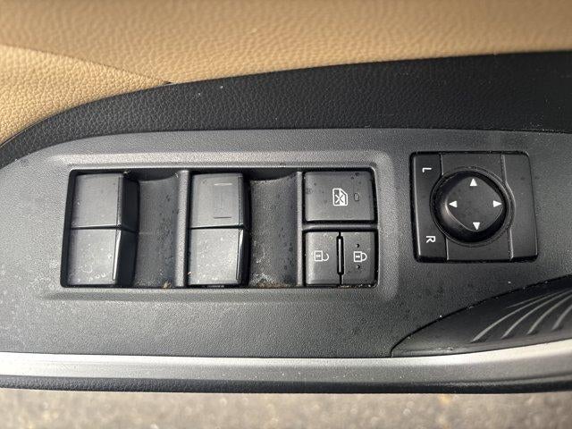 2019 Toyota RAV4 Hybrid XLE AWD (Natl)