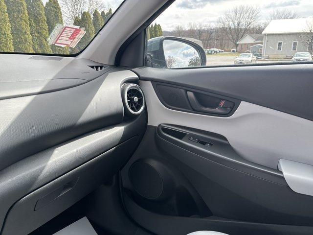 2022 Hyundai KONA SEL Auto AWD