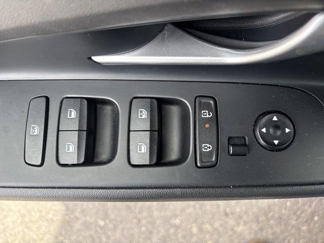 2024 Hyundai ELANTRA SEL IVT