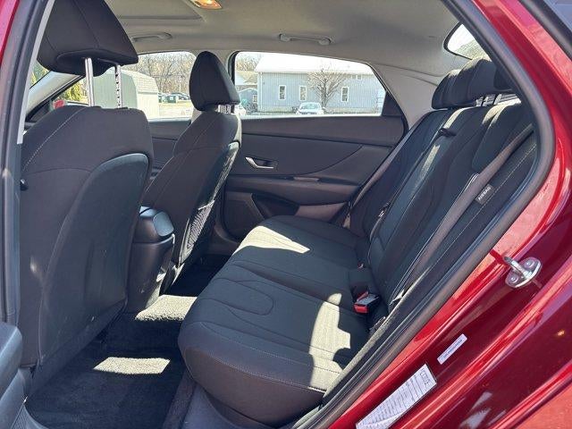 2025 Hyundai ELANTRA SEL Convenience IVT