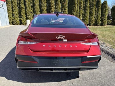 2025 Hyundai ELANTRA SEL Convenience IVT