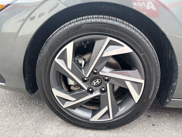 2025 Hyundai ELANTRA SEL Convenience IVT