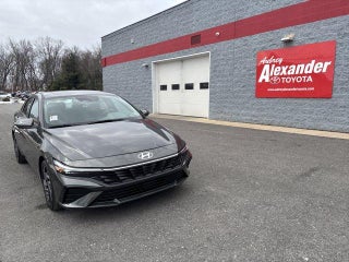 2025 Hyundai ELANTRA SEL Convenience IVT