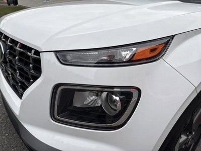 2024 Hyundai VENUE SEL IVT