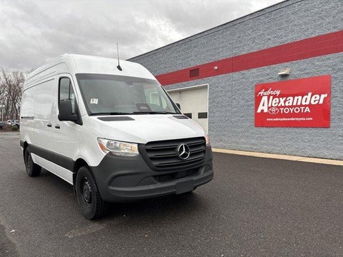 2025 Mercedes-Benz Sprinter Cargo Van 2500 Standard Roof I4 Diesel 144" RWD