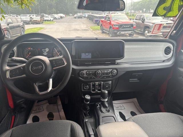 2025 Jeep Wrangler Sahara 4 Door 4x4
