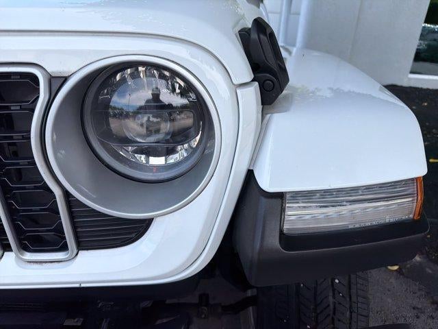 2026 Jeep Wrangler Sahara 4 Door 4x4