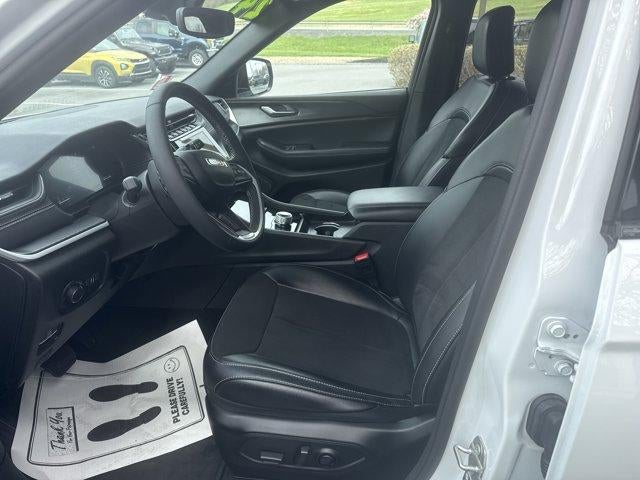 2024 Jeep Grand Cherokee L Altitude 4x4