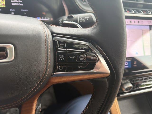 2023 Jeep Grand Cherokee L Summit Reserve 4x4
