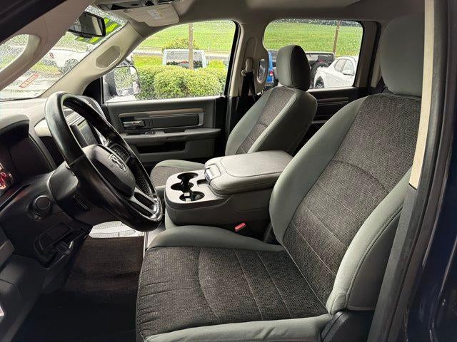 2014 RAM 1500 4WD Crew Cab 5.7 Ft Box Big Horn