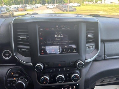 2019 RAM 1500 Big Horn/Lone Star 4x4 Crew Cab 5'7" Box