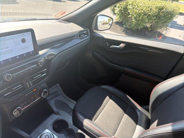 2025 Ford Escape ST-Line Select AWD