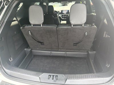 2025 Ford Explorer ST-Line 4WD