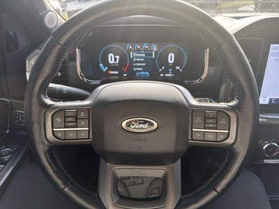 2022 Ford F-150 LARIAT 4WD SuperCrew 5.5' Box