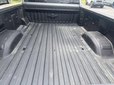 2025 Chevrolet Silverado 3500 HD Crew Cab Long Box 4-Wheel Drive LT