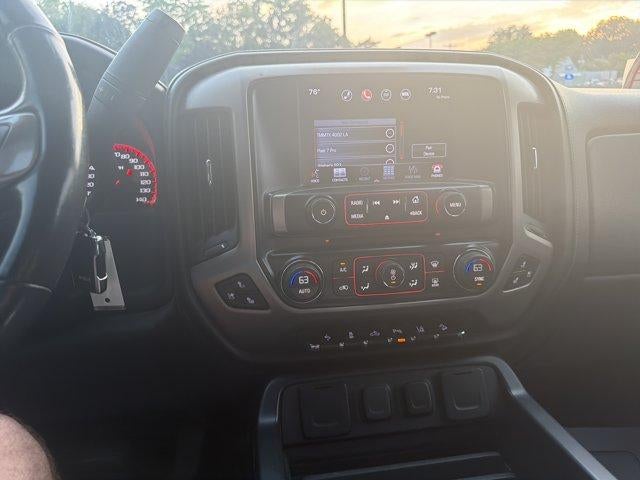2016 GMC Sierra 2500 HD Crew Cab Standard Box 4-Wheel Drive Denali