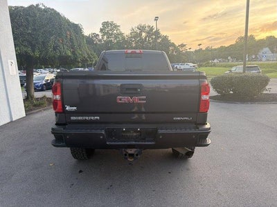 2016 GMC Sierra 2500 HD Crew Cab Standard Box 4-Wheel Drive Denali