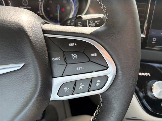 2024 Chrysler Pacifica Touring L FWD