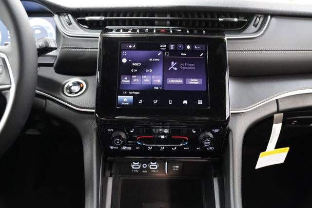 2026 Jeep Grand Cherokee Laredo X 4x4