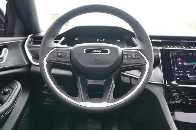 2025 Jeep Grand Cherokee Altitude X 4x4
