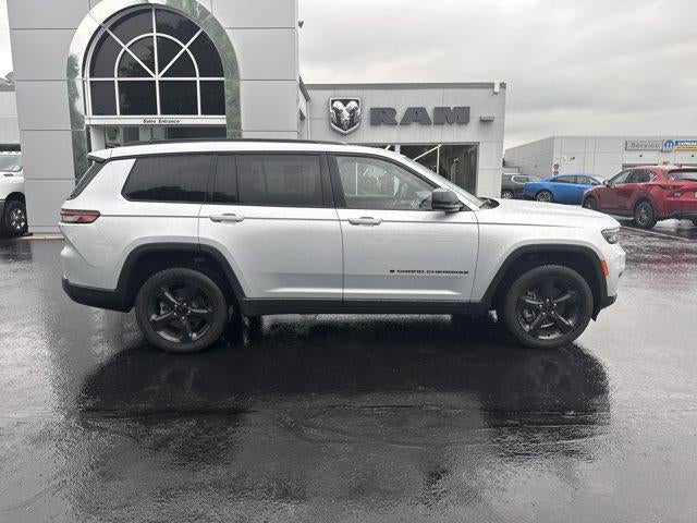 2023 Jeep Grand Cherokee L Altitude X 4x4