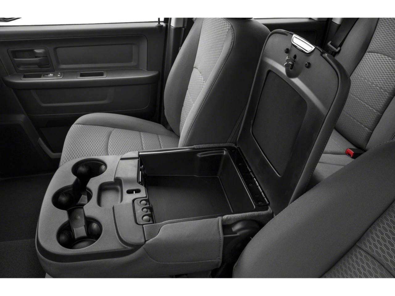 2019 RAM 1500 Classic Express 4x4 Quad Cab 6'4" Box