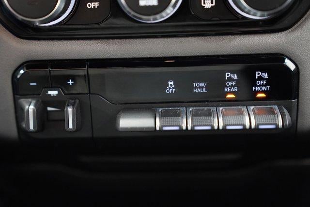 2021 RAM 1500 Big Horn 4x4 Quad Cab 6'4" Box