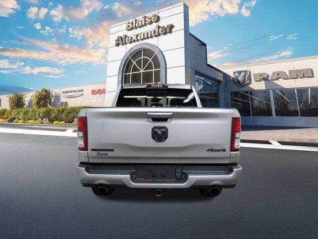 2022 RAM 1500 Big Horn 4x4 Crew Cab 5'7" Box