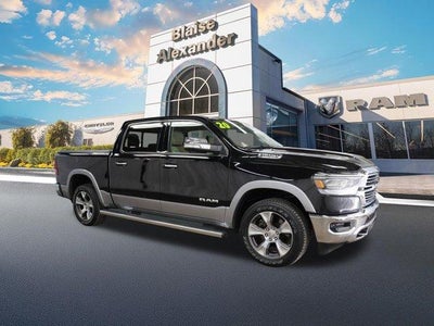 2020 RAM 1500 Laramie 4x4 Crew Cab 5'7" Box