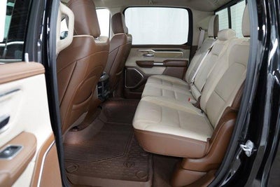 2020 RAM 1500 Laramie 4x4 Crew Cab 5'7" Box