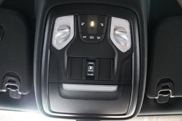 2022 RAM 1500 Big Horn 4x4 Crew Cab 6'4" Box