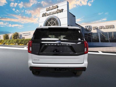 2025 Ford Expedition Active 4x4