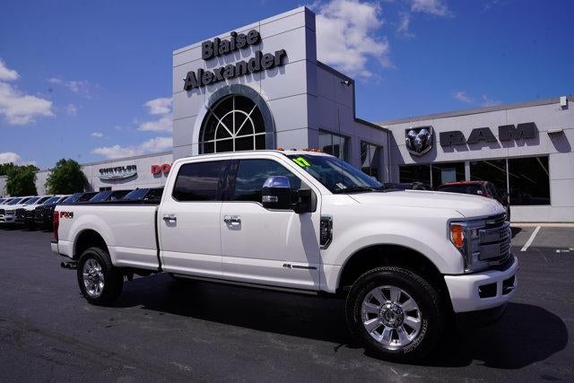 2017 Ford Super Duty F-350 SRW Platinum 4WD Crew Cab 6.75' Box