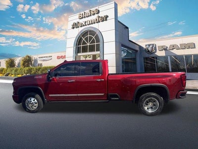 2024 Chevrolet Silverado 3500 HD Crew Cab Long Box 4-Wheel Drive High Country