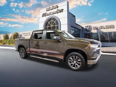 2023 Chevrolet Silverado 1500 Crew Cab Short Box 4-Wheel Drive LT 2FL