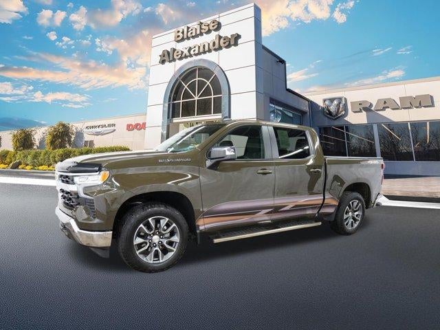2023 Chevrolet Silverado 1500 Crew Cab Short Box 4-Wheel Drive LT 2FL