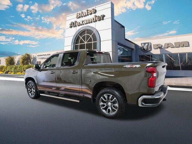 2023 Chevrolet Silverado 1500 Crew Cab Short Box 4-Wheel Drive LT 2FL