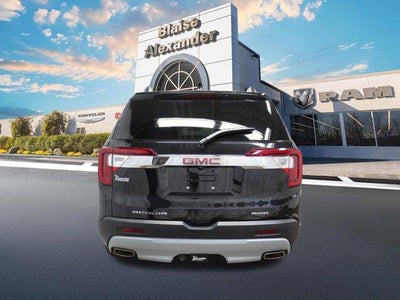 2023 GMC Acadia AWD SLT