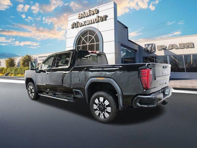2025 GMC Sierra 2500 HD Crew Cab Standard Box 4-Wheel Drive Denali
