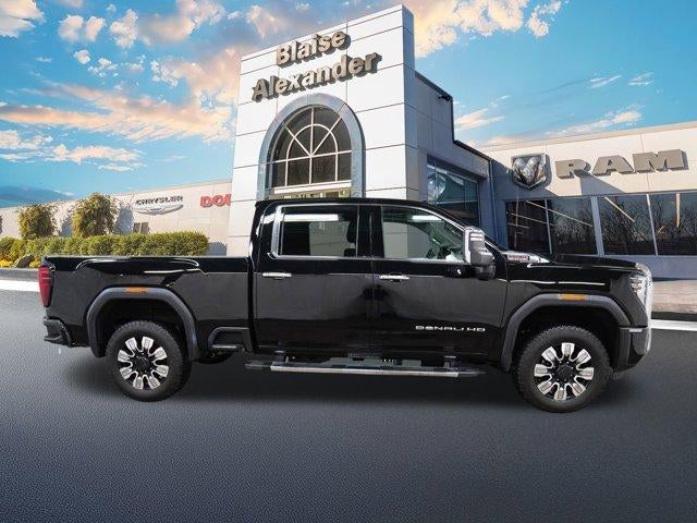 2025 GMC Sierra 2500 HD Crew Cab Standard Box 4-Wheel Drive Denali