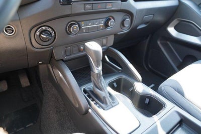2024 Nissan Frontier Crew Cab 4x4 SV