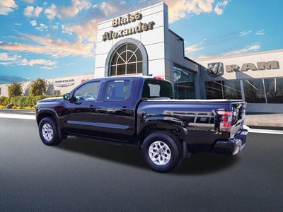 2024 Nissan Frontier Crew Cab 4x4 SV