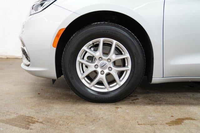 2024 Chrysler Pacifica Touring L FWD